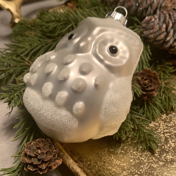 NWOT White Owl Large Ornament 4” tall 2” wide - Picture 2 of 7